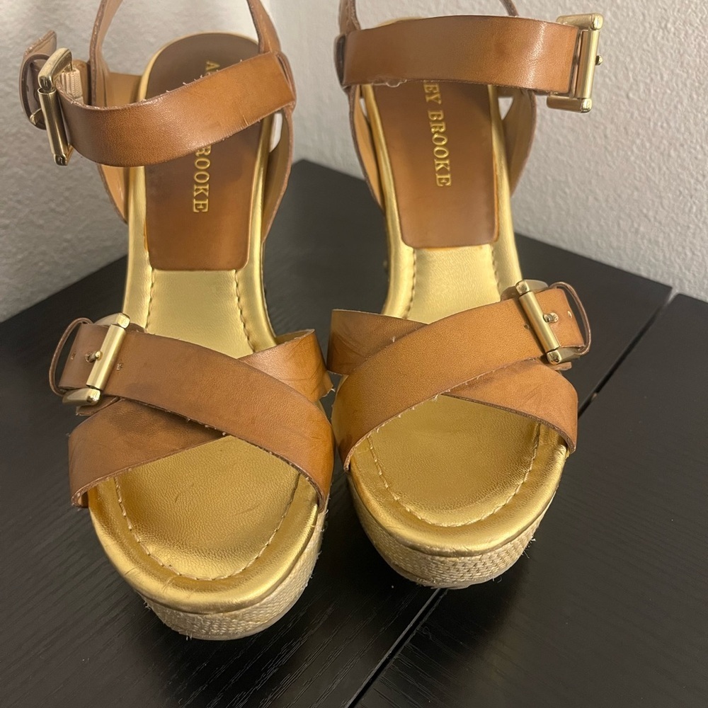 Audrey Brooke Abhollie Wedge Tan Sandals - Picture 7 of 7